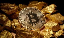 Gold unloved as bitcoin hits high