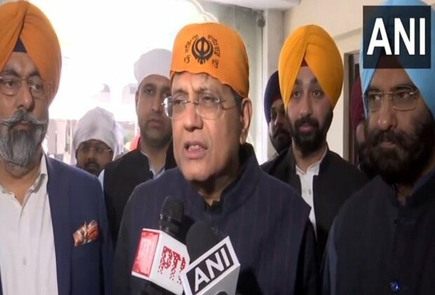 Piyush Goyal pays obeisance at Gurdwara Bangla Sahib on 'Veer Bal Diwas'