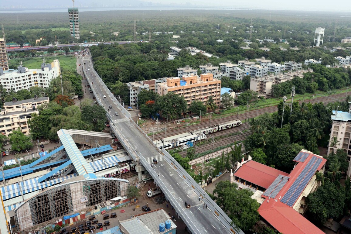 "Designed on future network planning": MMRDA clarifies "4-to-2 Lane" Mira Road flyover design