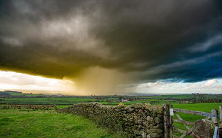 Farmers' Weather: Power outage down to temperature anomalies... or renewables?