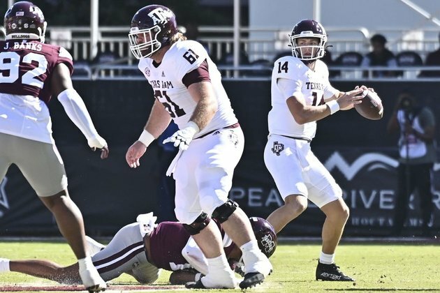 Report: Texas AM QB Max Johnson has broken hand