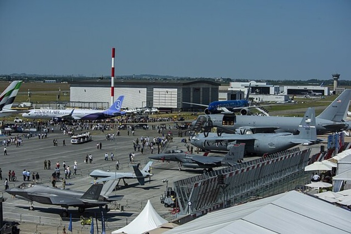 EU aerospace, defence jobs hit record as turnover surges