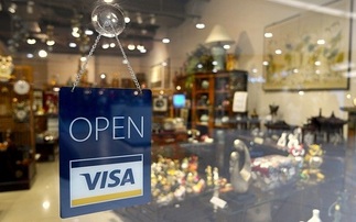 Amazon drops plan to ban UK Visa credit cards