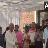 Bihar Governor Arif Mohammed Khan meets family of Pahalgam terror victim
