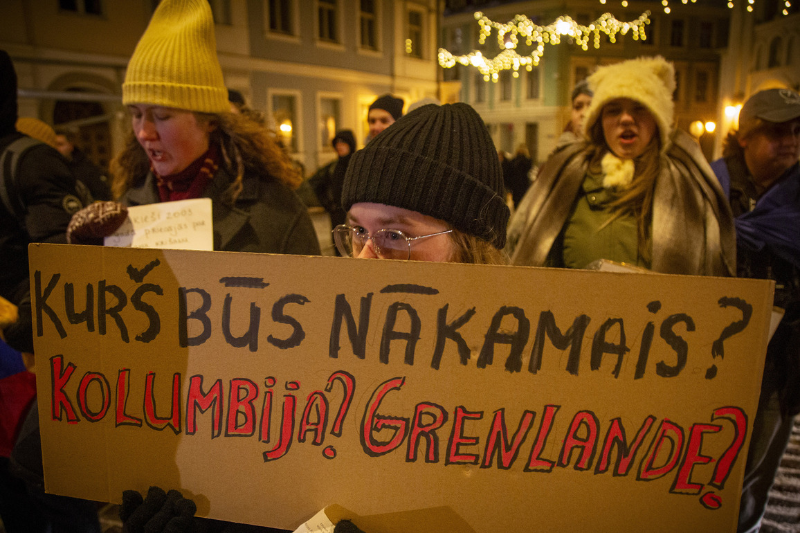 LATVIA-RIGA-U.S.-VENEZUELA-PROTEST