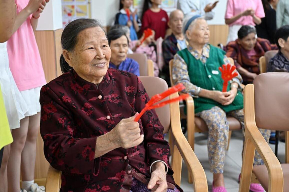 Update: China's care subsidy eases burden on disabled seniors, drives service demand