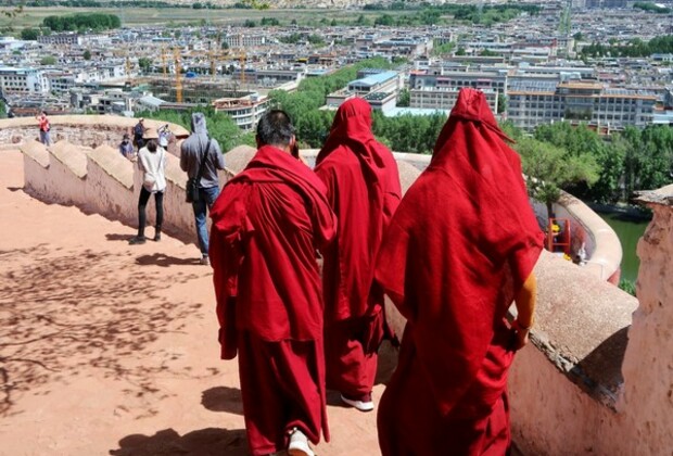 China's brutal assault on Tibetan Buddhism sees over 1,000 monks expelled from Larung Gar Academy