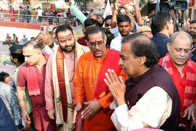 Mukesh Ambani offers prayers at Kamakhya Temple