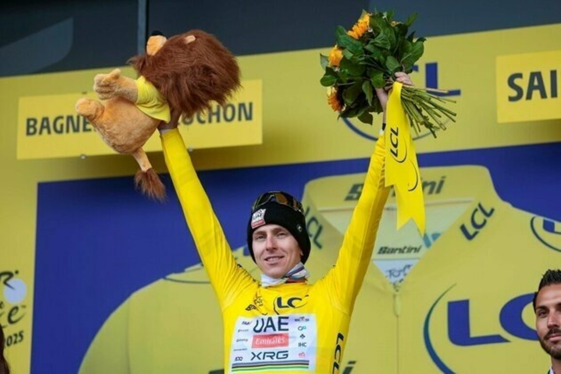 UAE Team Emirates extends lead at end of stage 14 of Tour de France