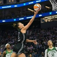 Liberty add Stephanie Talbot and reportedly Emma Meesseman