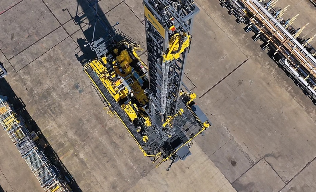 The Pit Viper 291 takes the Pit Viper series to another level with maximised force and torque for greater drilling efficiency and decreased downtime