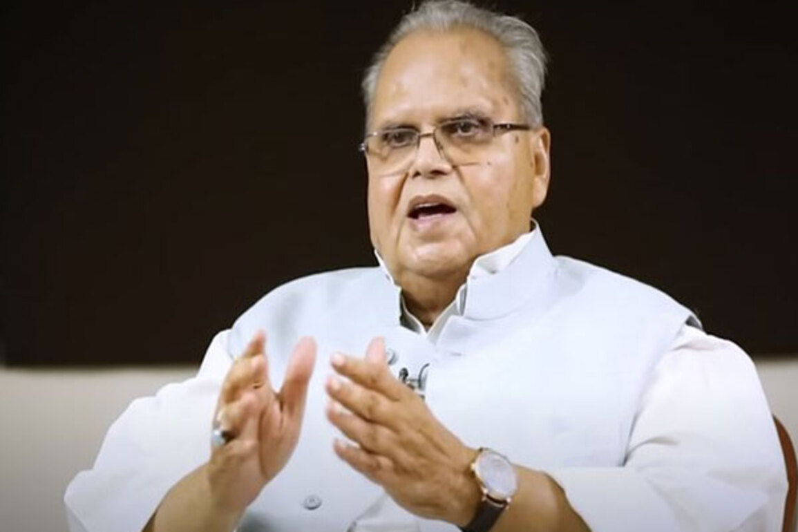 Arvind Kejriwal mourns demise of former Governor Satyapal Malik