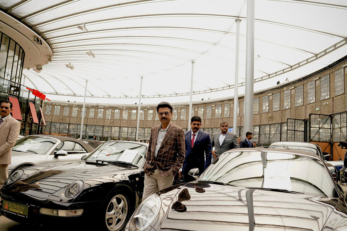"A journey back in time...": TN CM Stalin as he visits Classic Remise in Dusseldorf