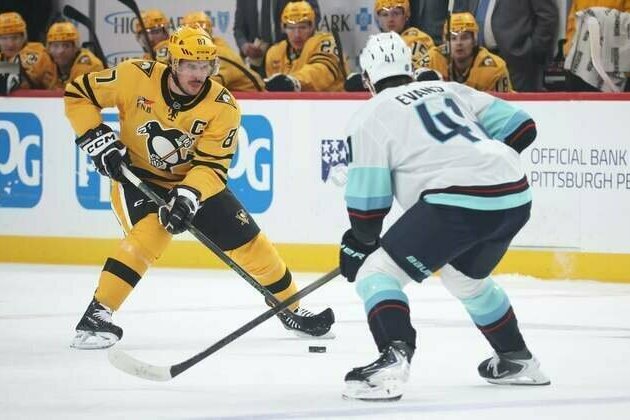 Sidney Crosby records 500th multi-point game, but Pens fall to Kraken in OT