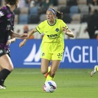 Early scores earn Washington season-opening win at Houston