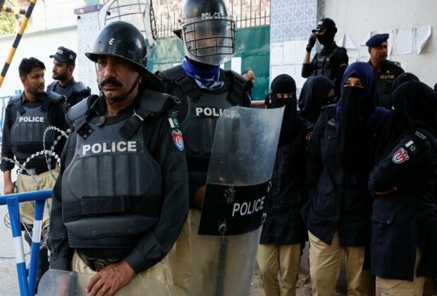 Pakistan: Karachi police chief replaced amid surge in street crimes