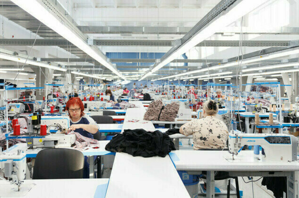 Russia on path to shorter workweek  MP