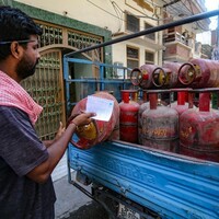 Pakistan's explosive negligence: Half of LPG tankers operate illegally, endangering millions