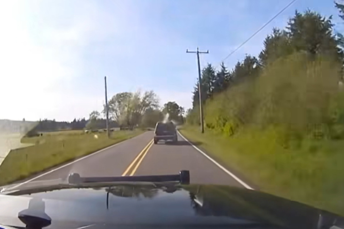 Video- 'Armed career criminal fires at Wash. deputies during pursuit