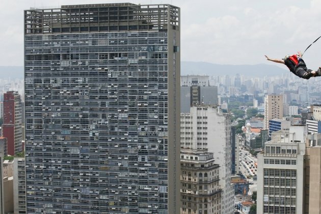 Brazil&#039;s Rio Cancels New Year Celebration as Pandemic Continues