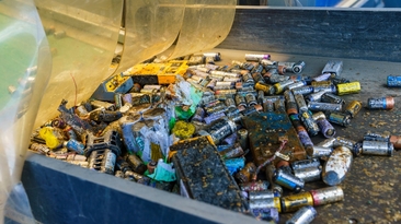 Only about 10% of spent lithium-ion batteries are fully recycled in Australia.