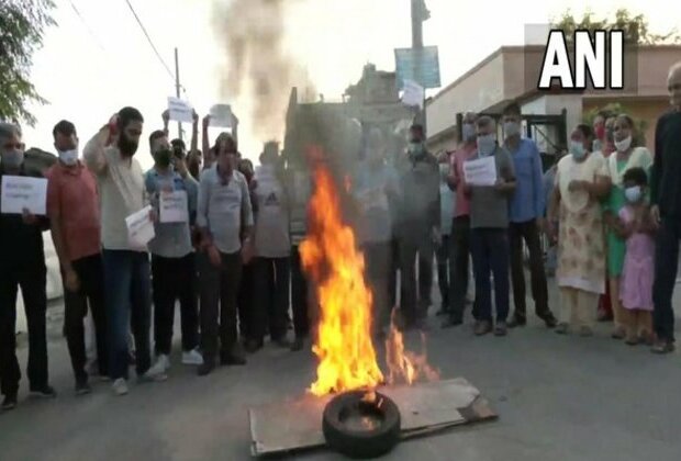 Kashmiri Pandits protest against killing of civilians in J-K, demand security for minorities