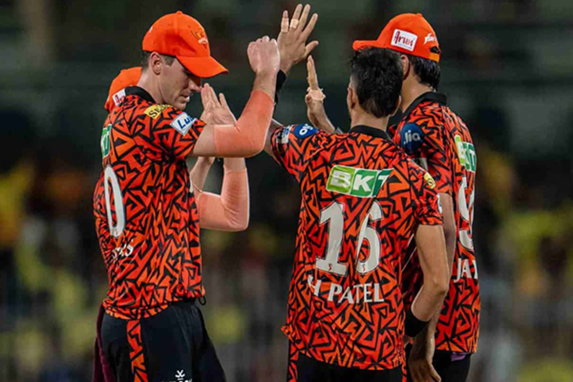 SRH bowlers shine as CSK crumble to 154 in Chennai