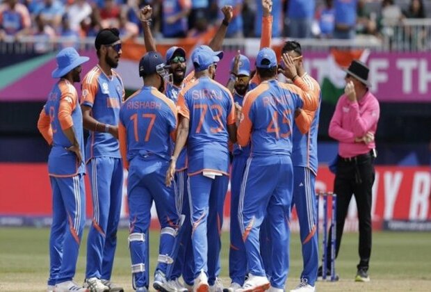 "Bumrah's bowling was special": Fans in ecstacy following India's win over Pakistan in T20 WC