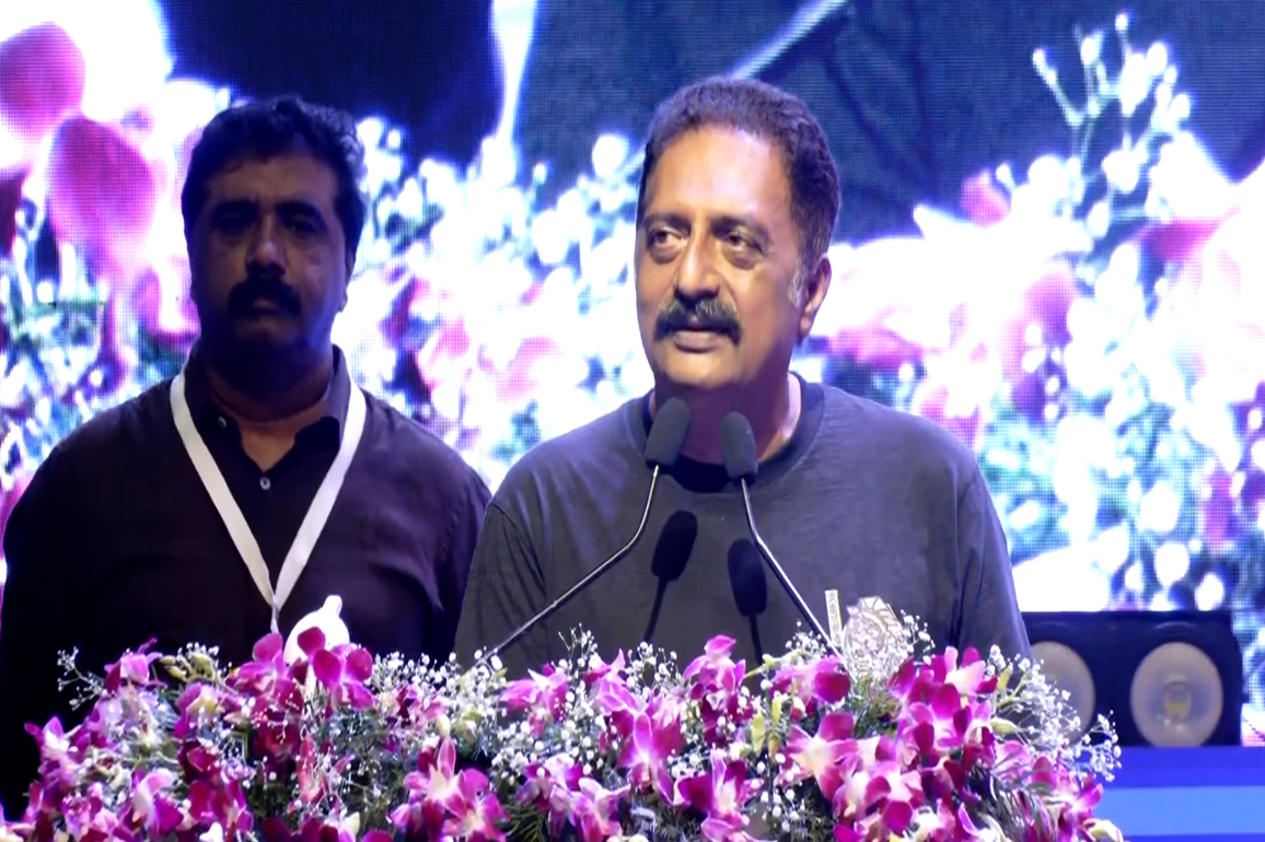 Bengaluru International Film Festival: Prakash Raj urges Karnataka govt to take stand against Palestinian films ban