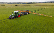 Knight Farm Machinery appoints Chandlers for farmers in the Midlands and Welsh Borders 