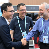 "Laowai" in China | Vietnamese entrepreneur seeks business opportunities in Canton Fair