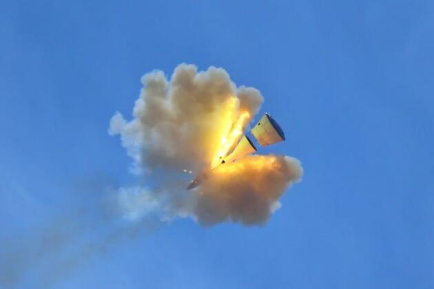 Update: China's new-generation manned spacecraft completes zero-altitude escape flight test