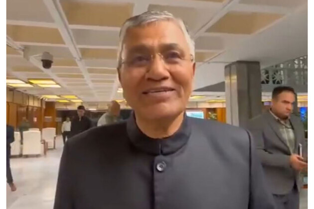 Experts back simultaneous polls, say ONOE could bring in "significant macroeconomic reform"