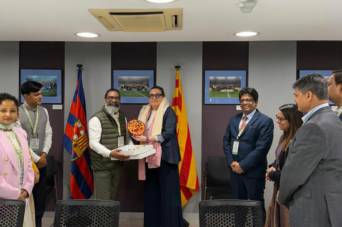 Jharkhand CM explores sports partnership with FC Barcelona VP, Elena Fort