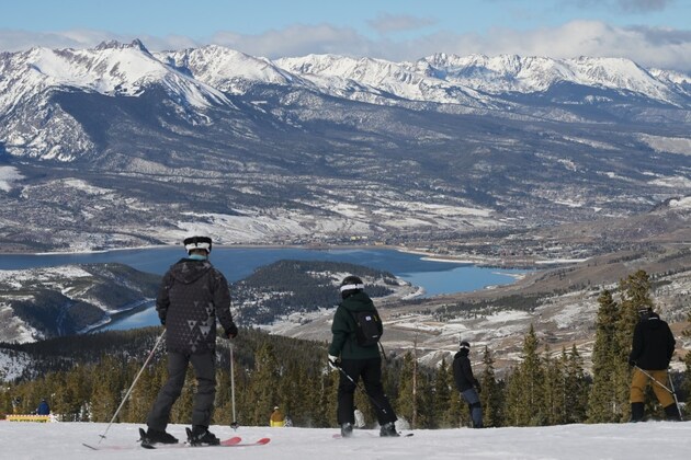 Colorado snowboarder dies after crash at Keystone Ski Resort