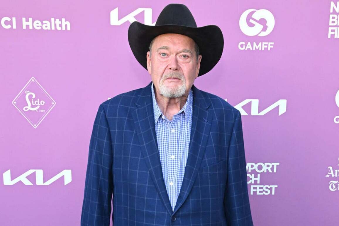Legendary wrestling commentator Jim Ross reveals colon cancer diagnosis as latest health issue