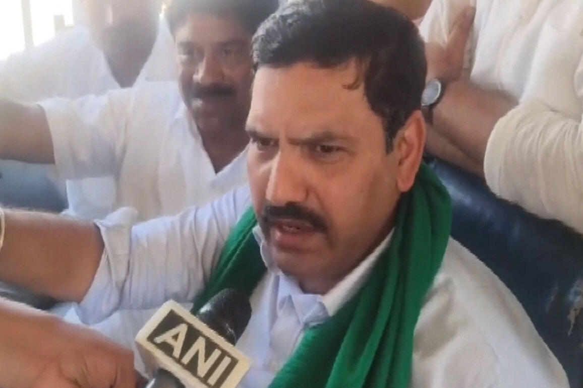Karnataka: BJP holds protest in Belagavi; Vijayendra accuses Karnataka govt of ignoring farmers amid "internal power struggle"