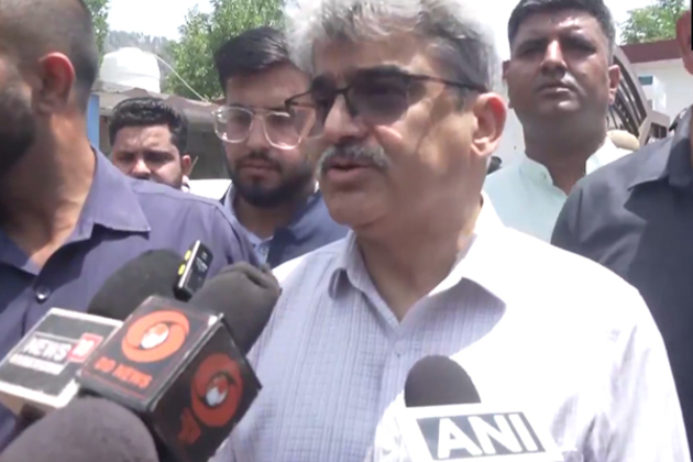 J-K Chief Secy says relief underway in LoC shelling-hit areas, more bunkers to be built
