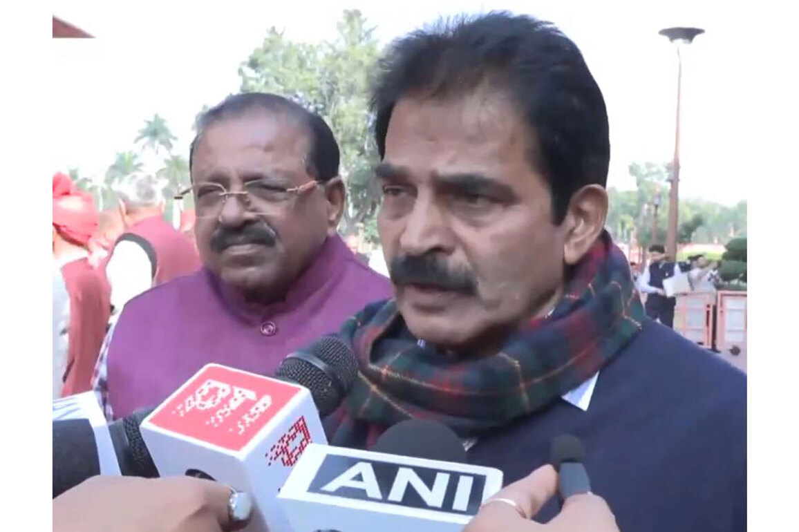 "I am challenging BJP to reply to Rahul Gandhi's speech": KC Venugopal on Privilege Motion against Lok Sabha LoP