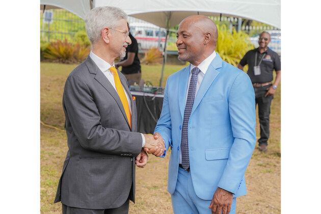 EAM Jaishankar meets veteran cricketer Brian Lara on his official tour of Trinidad and Tobago