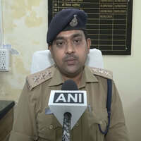 Madhya Pradesh: Two burnt alive, one injured after car crashes into electric pole in Gwalior
