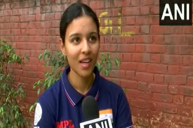 "I would like to thank my coach Swami Dev Singh", says Darshna Rathore after winning bronze medal in ISSF World Cup