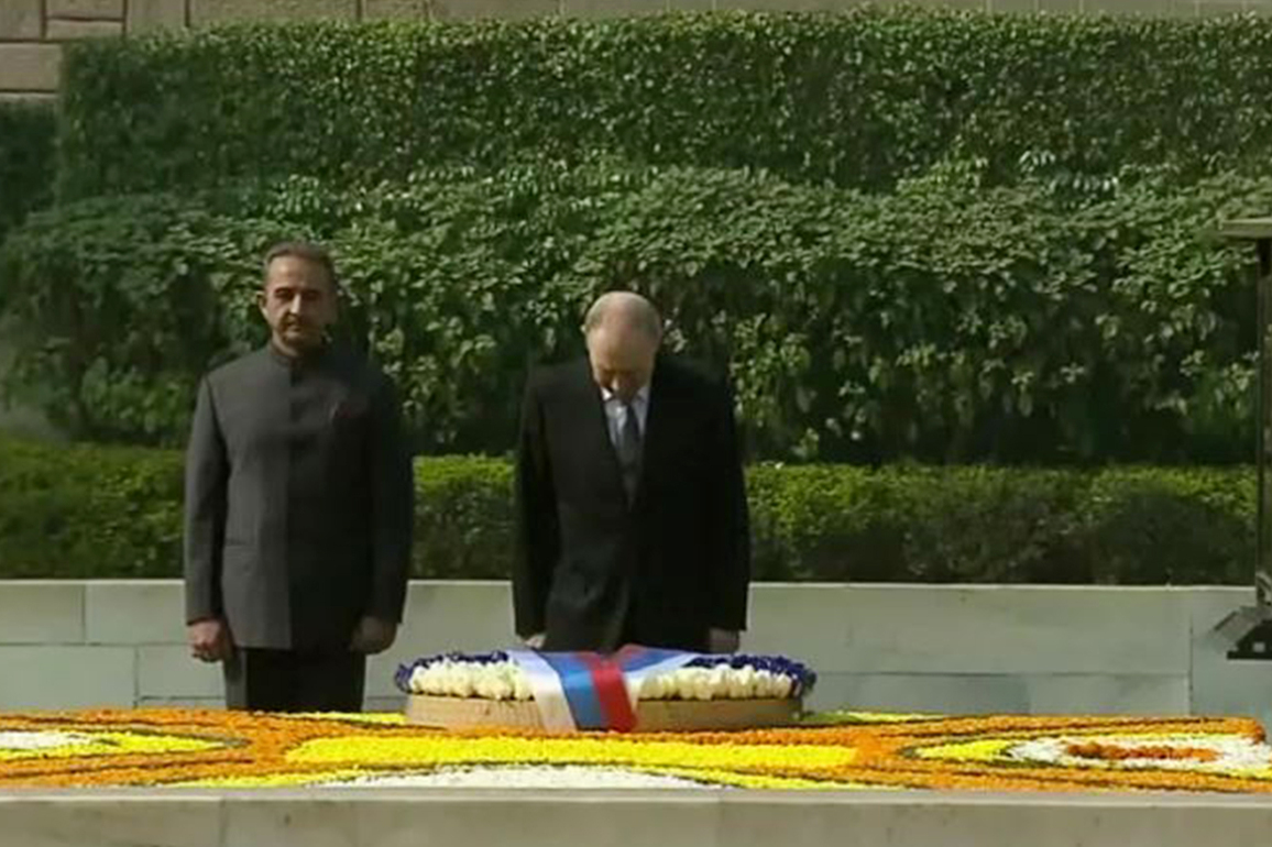 From Moscow to Rajghat: Russian President Putin honours Mahatma Gandhi ahead of India-Russia Summit