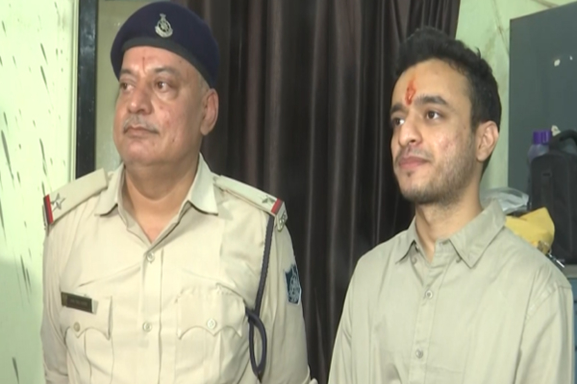 MP: Gwalior ASI's son cracks UPSC in first attempt, secures AIR 202