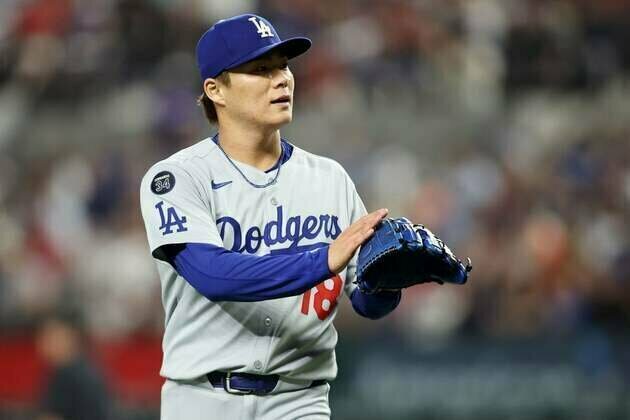 Tommy Edman, Yoshinobu Yamamoto lift Dodgers past Rangers