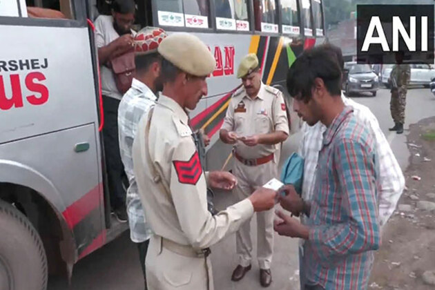 J-K: Security heightened, vehicles checked in Poonch, Rajouri amid rising border tensions