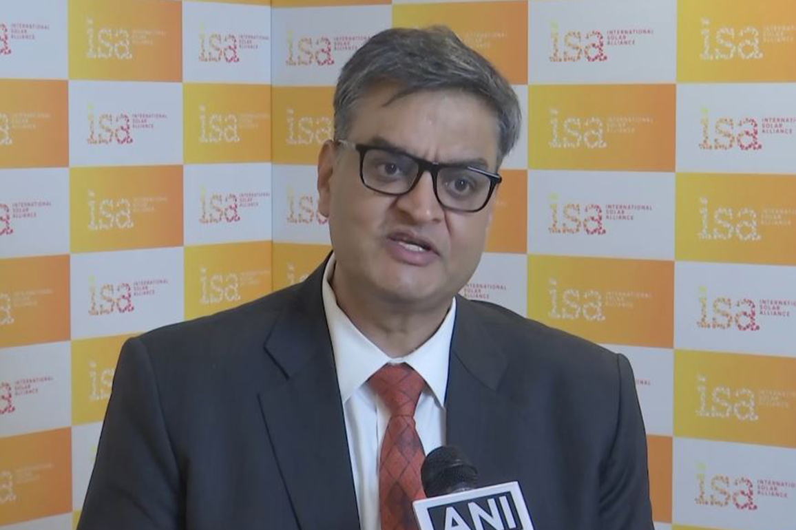 Solar now outpacing fossil fuels for economic reasons: ISA DG