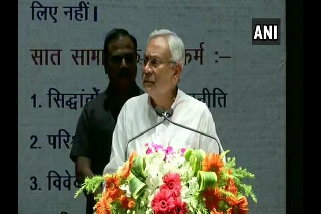 Nitish Kumar blames climate change for Patna floods