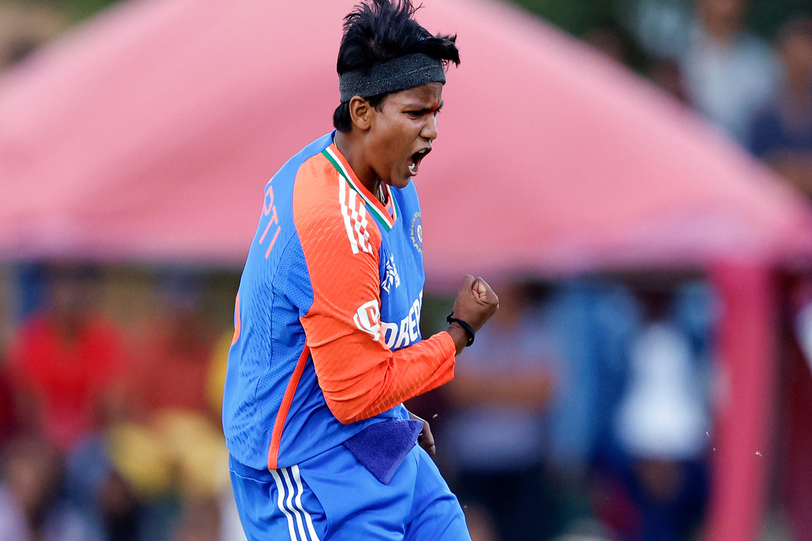 Deepti Sharma claims No. 1 spot in T20I bowlers ranking