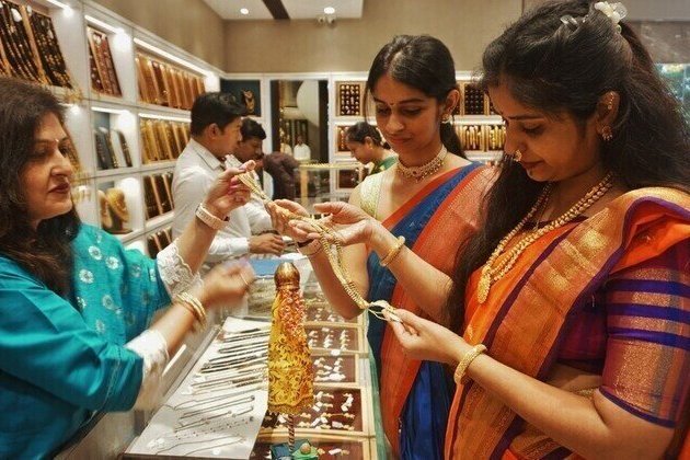 Why does Modi want Indians to curb their gold obsession